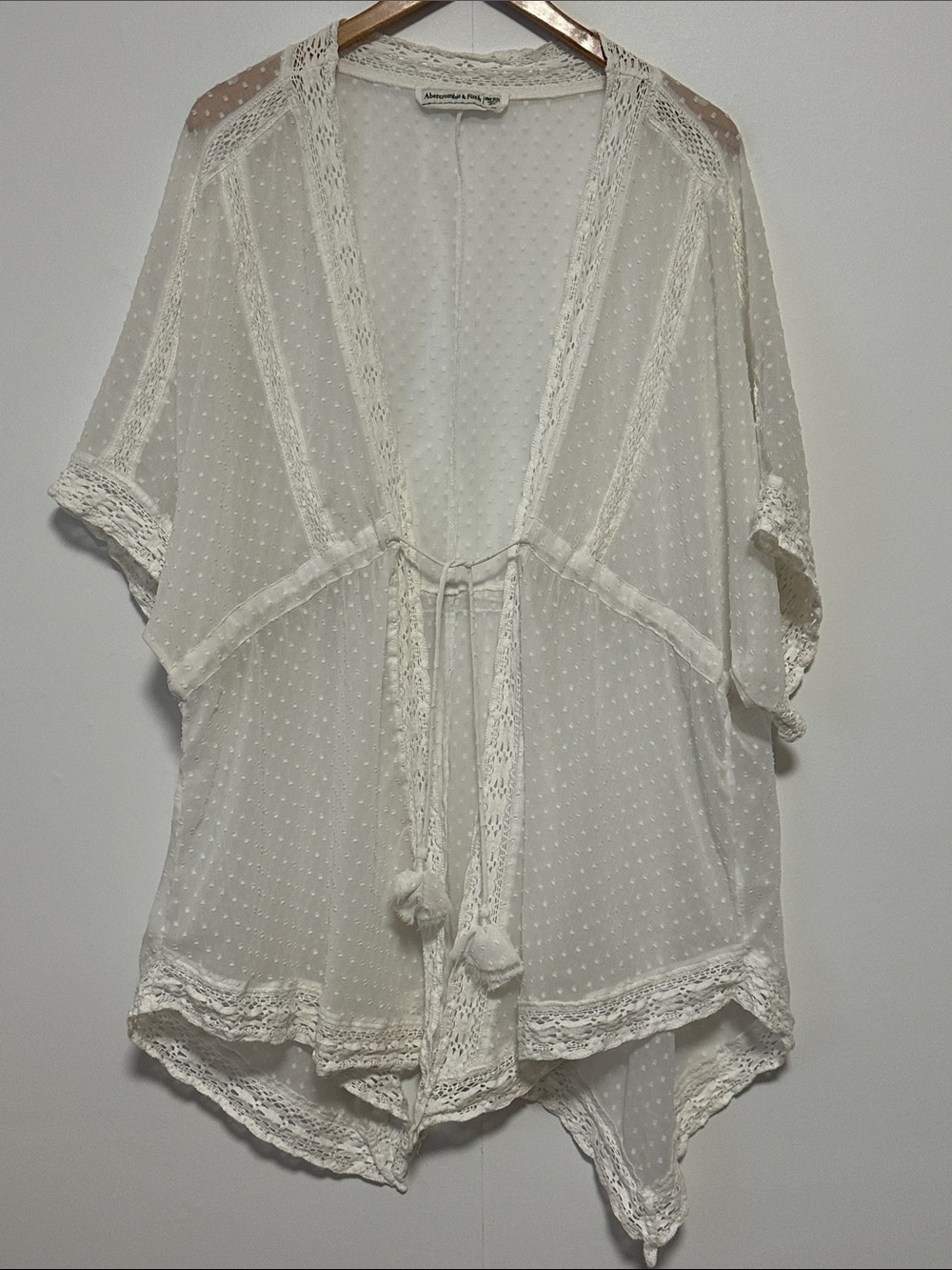 Abercrombie & Fitch White Sheer Lace-Trim Tie-Front Kimono